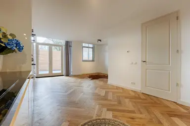 95m2 apartment to rent for 2450€/month in Valkenboslaan 185, The Hague