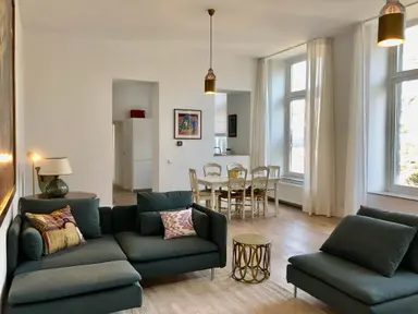 110m2 Appartement à louer pour 1935€/mois à Professor Pieter Willemsstraat, Maastricht