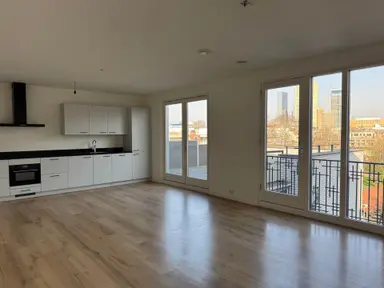 77m2 apartment to rent for 1775€/month in Duivenvoordestraat 136C, Rotterdam