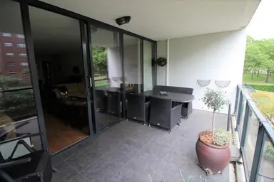 107m2 Appartement à louer pour 1595€/mois à Beukinkstraat, Enschede