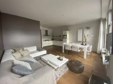 70μ² Διαμέρισμα προς ενοικίαση για 2950€/μήνα σε Amsterdam