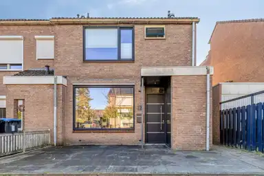 132m2 house to rent for 2045€/month in Kruidhof, Bergen op Zoom