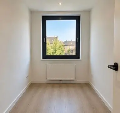10m2 room to rent for 700€/month in Langegeer, Rotterdam