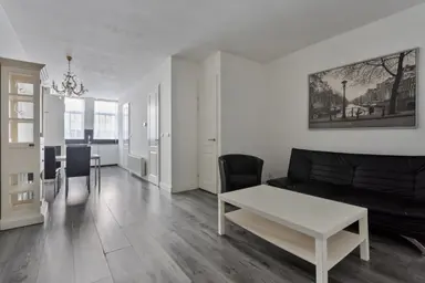 54m2 Appartement te huur voor 2150€/maand in Albert Cuypstraat 248-3, Amsterdam