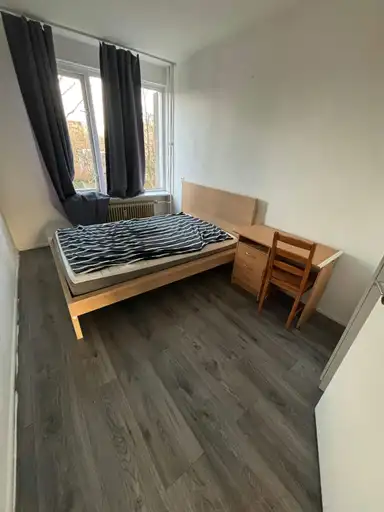 m2 room to rent for 745€/month in Van der Helmstraat, Rotterdam