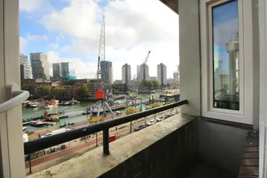 95μ² Διαμέρισμα προς ενοικίαση για 2700€/μήνα σε Schiedamsedijk 54D, Rotterdam