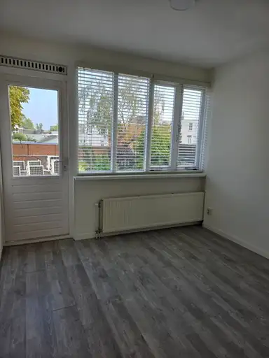 72m2 apartment to rent for 1173€/month in Bredasestraat, Bergen op Zoom
