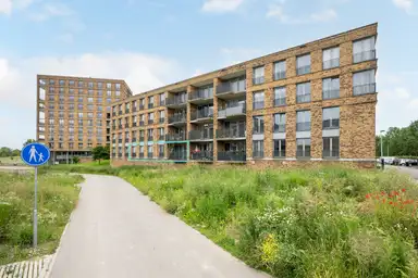 100m2 flat te huur voor 1900€/maand in Atletenbaan 68C, Maastricht