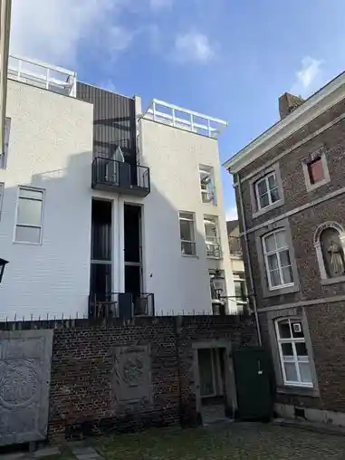 70m2 Appartement à louer pour 1094€/mois à Maastrichter Pastoorstraat, Maastricht