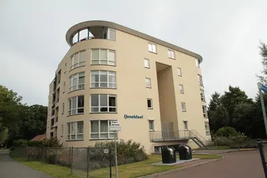 143m2 flat to rent for 1228.07€/month in Oostriksweg 54, Colmschate