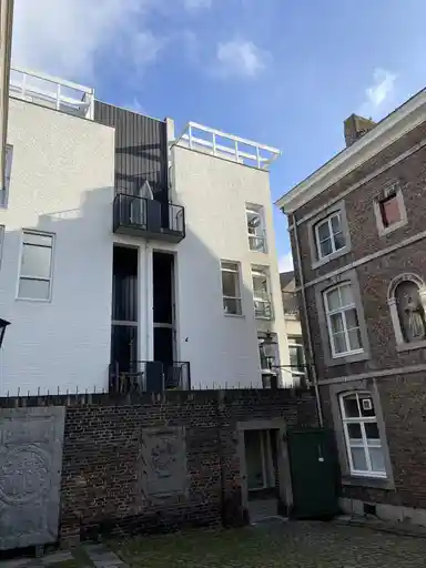 70m2 Appartement à louer pour 1094€/mois à Maastrichter Pastoorstraat, Maastricht