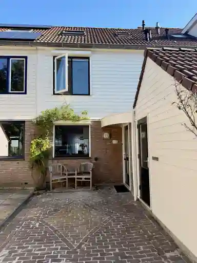 110m2 house to rent for 2495€/month in Vredebest, Ouderkerk aan de Amstel