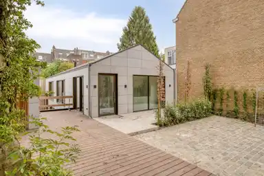 225m2 house to rent for 3975€/month in Franquinetstraat 40, Maastricht