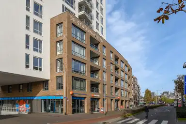 97.1m2 apartment to rent for 2025€/month in Piusplein 28-33, Tilburg