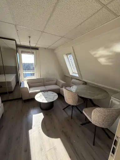 18m2 studio to rent for 1250€/month in Schiedamseweg, Rotterdam