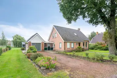 149m2 house to rent for 2000€/month in Roomsterweg, Leek