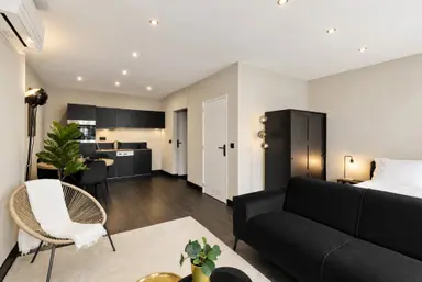 42m2 studio to rent for 1875€/month in Stationssingel, Rotterdam