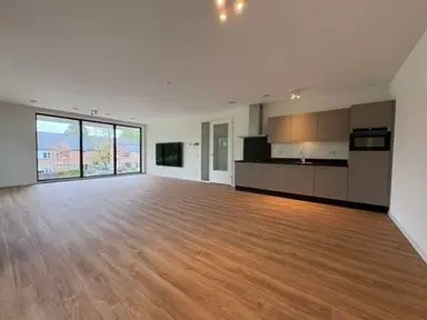 95μ² Διαμέρισμα προς ενοικίαση για 2375€/μήνα σε Roerdomplaan, Aalsmeer