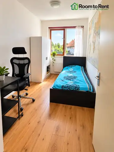 m2 room to rent for 850€/month in Jordaanstroom, Zoetermeer