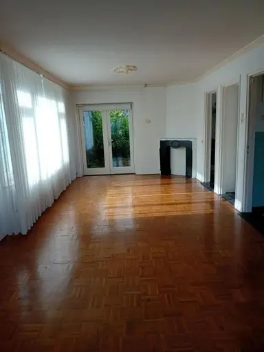 145m2 anti-squat to rent for 300€/month in Roermond