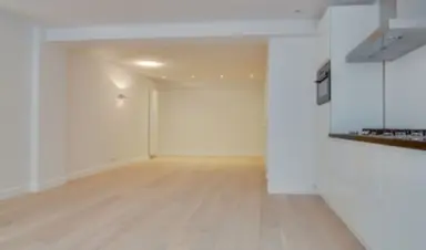 30m2 room to rent for 875€/month in Waalstraat 54-2, Amsterdam