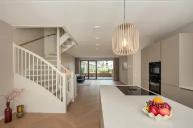 141m2 house to rent for 3250€/month in Landscheidingstraat, Leidschendam