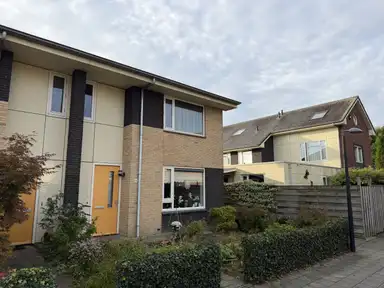 m2 house to rent for 928.43€/month in Walcherenstraat 8, Heerenveen