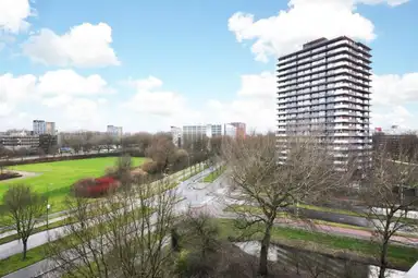 105m2 flat to rent for 1750€/month in Stadhoudersring 252, Zoetermeer