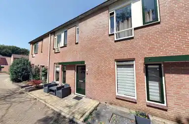 m2 huis te huur voor 764.14€/maand in Dinant Dijkhuisstraat 17, Hengelo