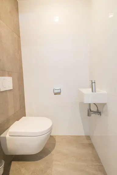 90m2 apartment to rent for 2295€/month in Denneweg, The Hague