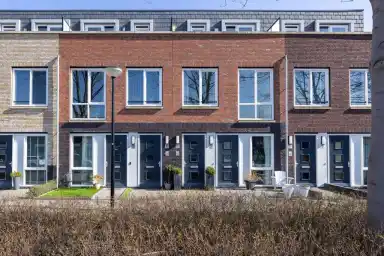 75m2 Appartamento in affitto per 1550€/mese a Beukenlaan 1Q, Spijkenisse