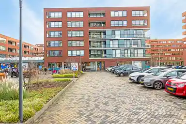 78.4m2 flat to rent for 1755€/month in Ronsseweg 9, Gouda