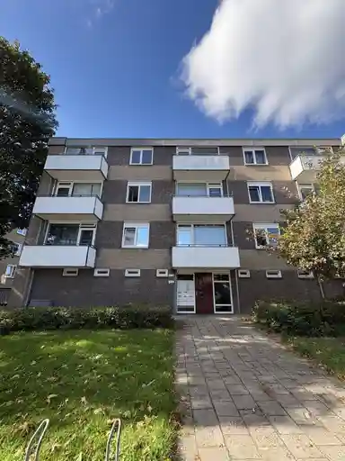 32m2 studio à louer pour 469.09€/mois à Rozestraat 177, Heerlen