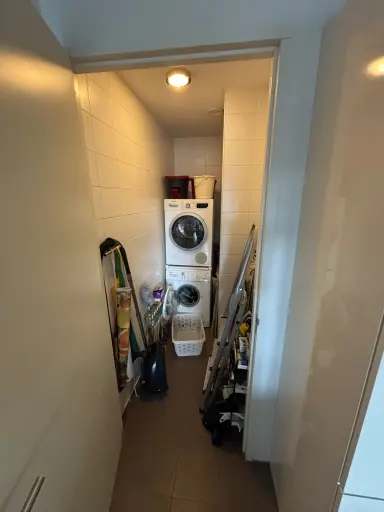 100m2 room to rent for 1600€/month in Afroditekade, Amsterdam