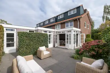 139m2 Haus zur Miete für 4750€/Monat in Schietspoel 23, Laren