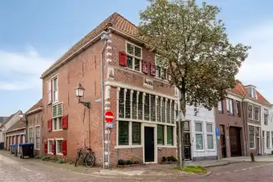 212m2 house to rent for 1621€/month in West, Hoorn