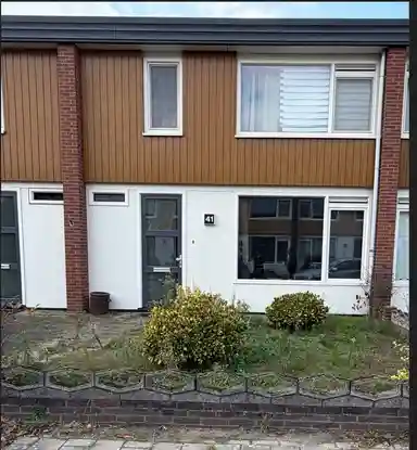 81m2 house to rent for 932.93€/month in Zjoekowstraat 41, Doetinchem