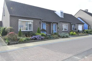 83m2 house to rent for 685.4€/month in Horstpeel 14, Heibloem