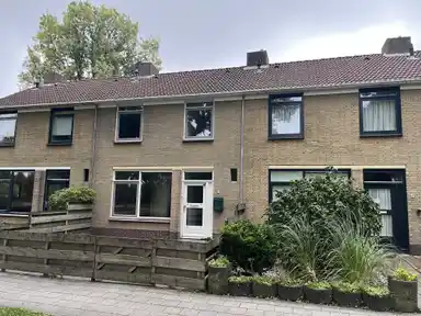 m2 house to rent for 932.93€/month in Scholeksterstraat 49, Heerenveen