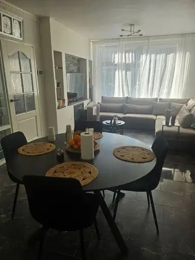 95m2 flat to rent for 665€/month in Meidoornlaan, Vianen