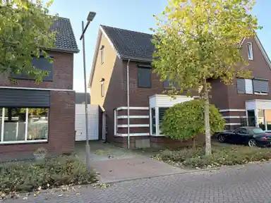 145m2 maison à louer pour 1425€/mois à Muntsingel 9, Herkenbosch