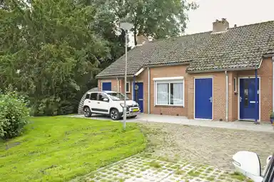 42m2 Appartement à louer pour 713.02€/mois à Julianastraat 14, Hooge Zwaluwe