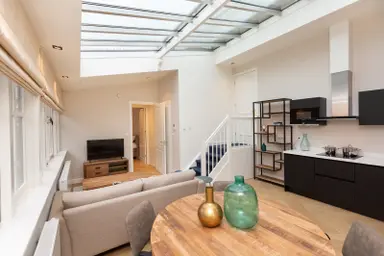 46m2 Wohnung zur Miete für 2500€/Monat in Molenstraat, The Hague