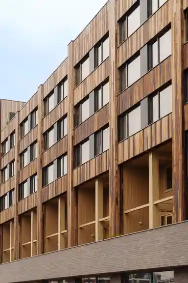 139m2 apartment to rent for 3200€/month in Joan Muyskenweg 15B-21, Amsterdam