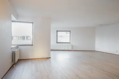 93m2 Appartement à louer pour 2185€/mois à Zalmstraat, Rotterdam
