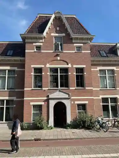 23m2 studio to rent for 932.93€/month in Van Hallstraat 51F, Amsterdam