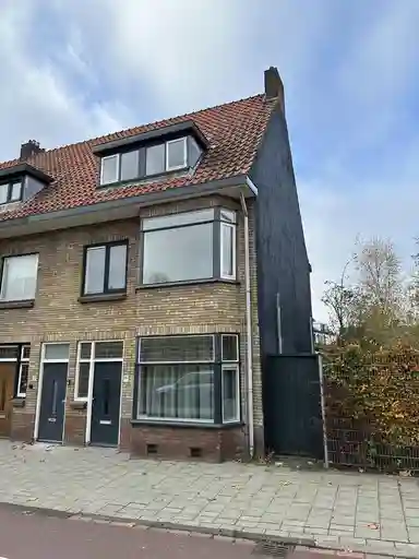85m2 apartment to rent for 2000€/month in Sumatrastraat, Leiden