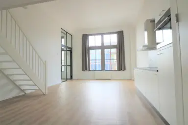 117m2 apartment to rent for 2294€/month in Heiman Dullaertplein 150, Rotterdam