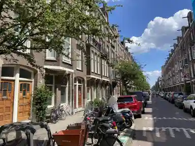 134m2 flat to rent for 6300€/month in Valeriusstraat, Amsterdam