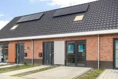 95m2 house to rent for 1443€/month in Bos 24, Stavenisse